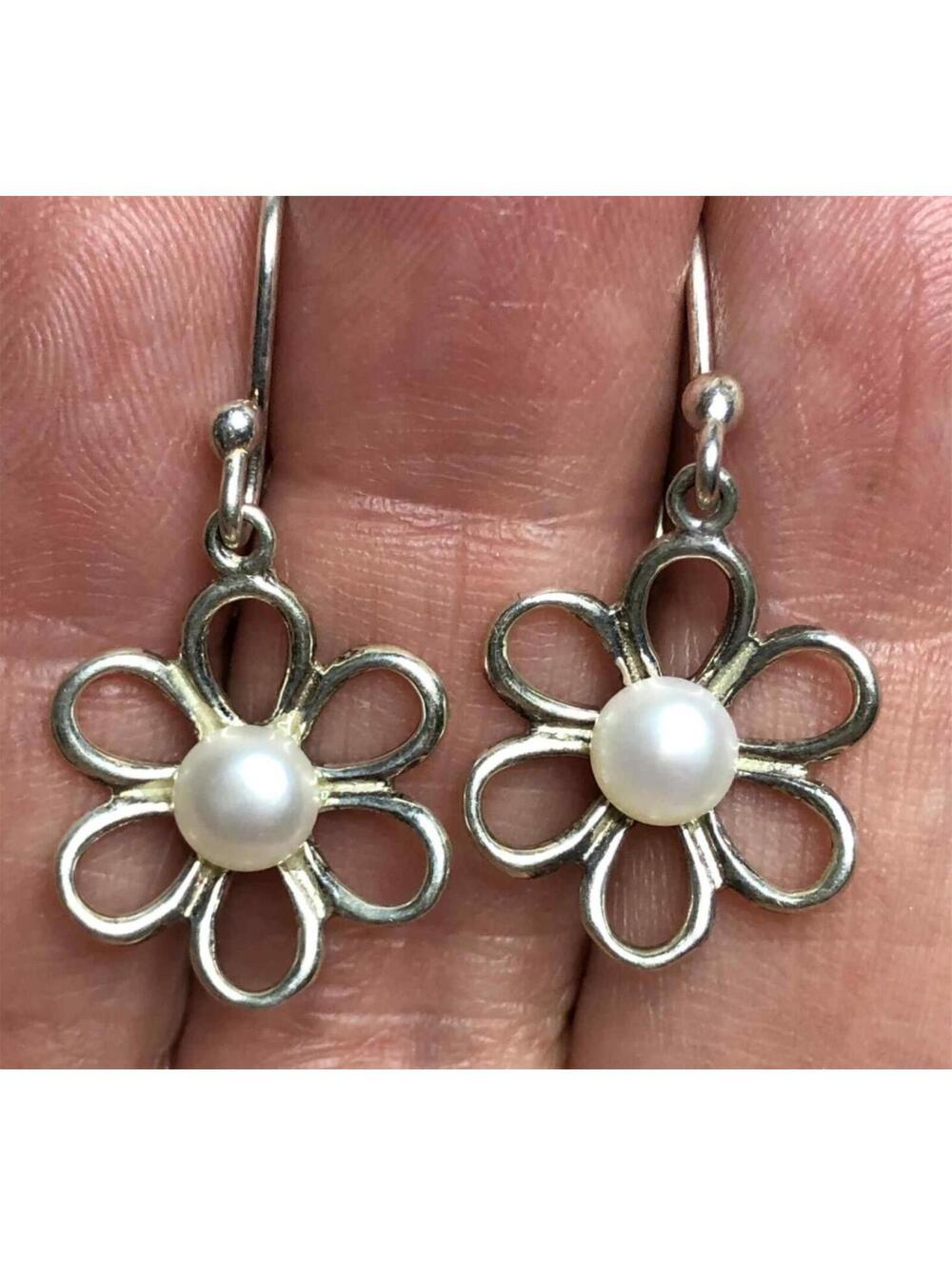 5647 Vintage ATI Mexico Sterling 925 Pearl flower Dangle Earrings 2.8grams